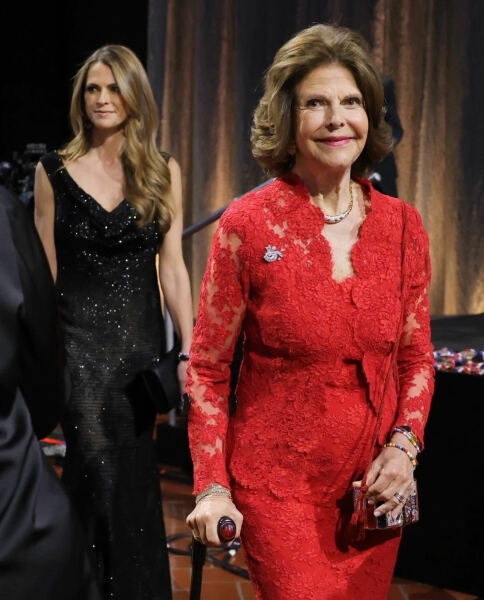 Royal Style: a day starts well if it starts with Mary of Teck.