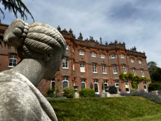 Come and tell us your dull and unexciting news 33: Calmly through the day