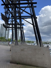 Come and tell us your dull and unexciting news 33: Calmly through the day