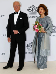 Royal Style: a day starts well if it starts with Mary of Teck.