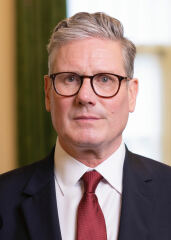 To think Starmer has shot himself in the foot.