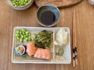 What we ate today in a calorie deficit - whole food  edition (and how do we feel?)