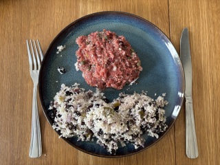 What we ate today in a calorie deficit - whole food  edition (and how do we feel?)