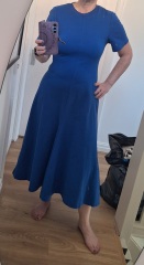 My clothes are aging me - please help?