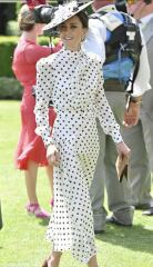 Is this too casual for a 'semi formal' wedding?
