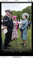 Royal Style: a day starts well if it starts with Mary of Teck.