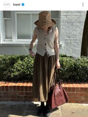 My clothes are aging me - please help?