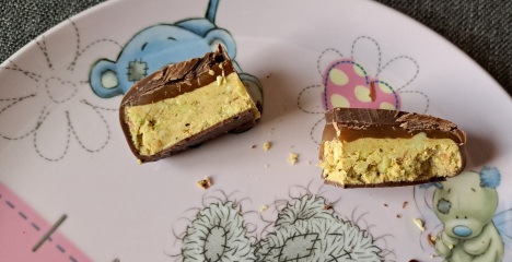 The Bluestocking Women’s Pub - The Return of Salad and the Lion