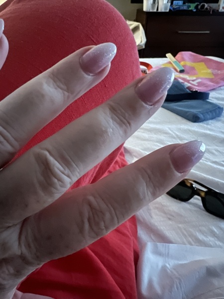 I want to see your nails!