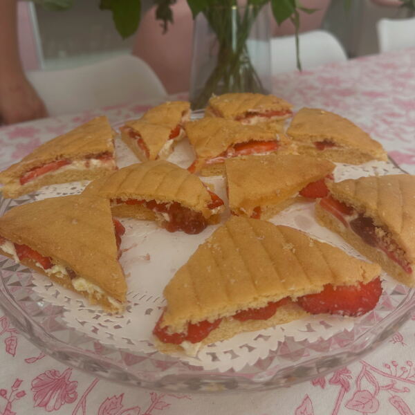 Has anyone tried the M&S strawberries and cream sandwich?