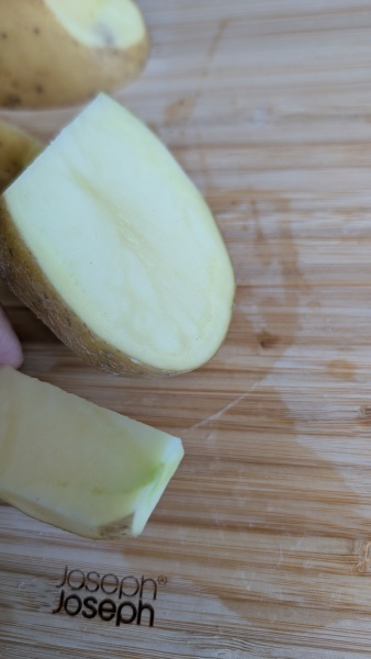 To ask if it is OK to make chips with these potatoes (photo attached)