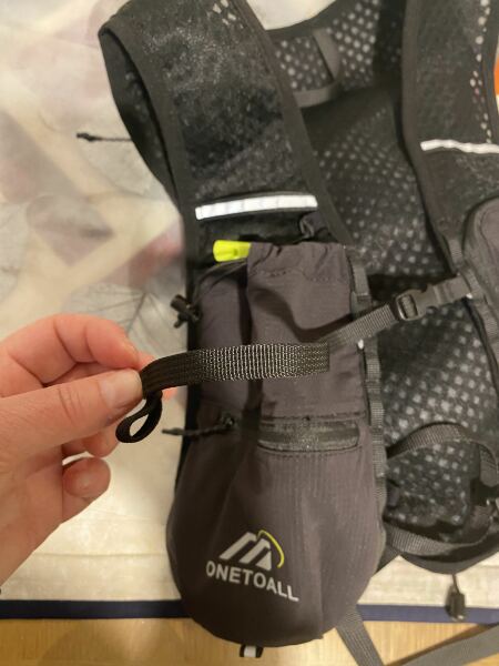Running vests - how to attach straps?