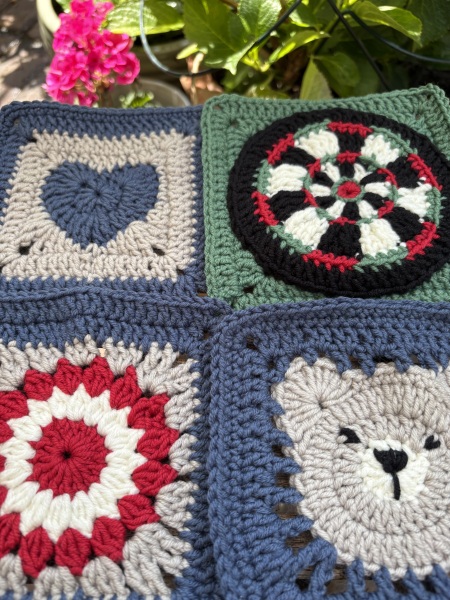 Woolly Hugs. Desperately sad news we are afraid. Making a Blanket for lovely Swashbuckled whose son has tragically died.