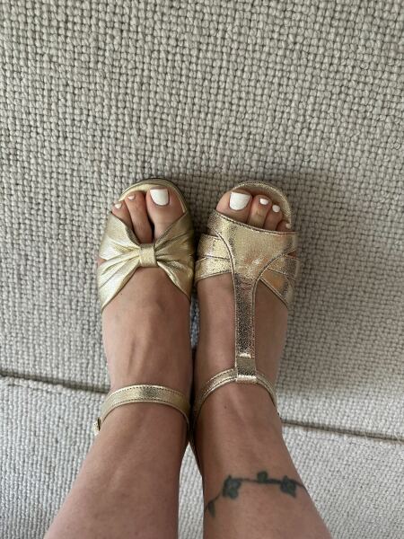 Comfortable but beautiful flat shoes for black tie