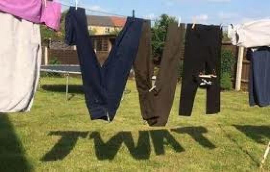 I dry my laundry in my garden and my neighbour is really unhappy about it