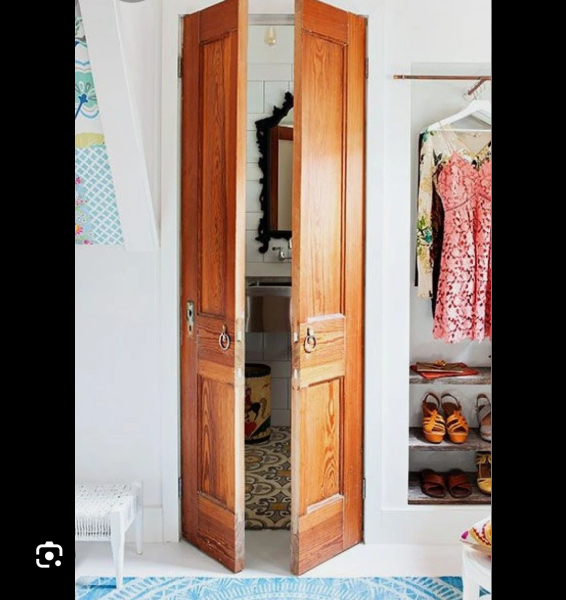 How would you lay out this room ?