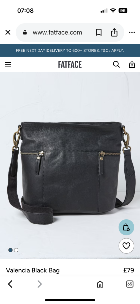 I want to buy a new summer handbag. Can you help?