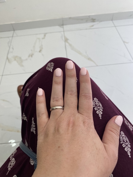 I want to see your nails!