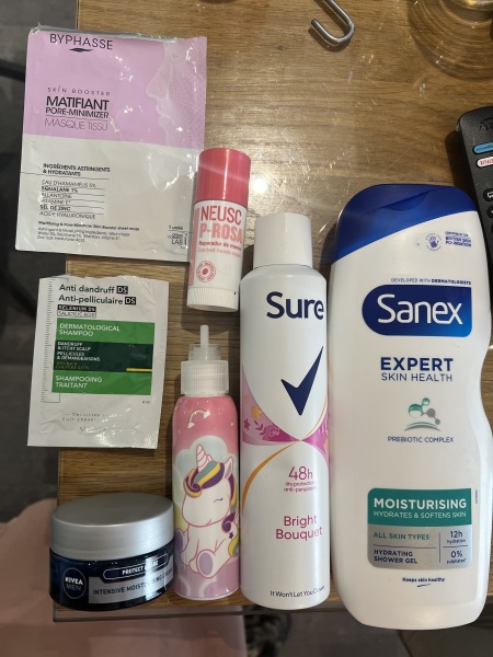 Tempted by beauty treats? Addicted to buying beauty products? Is your collection bursting with favourites? Join fellow beauty lovers in this supportive group!