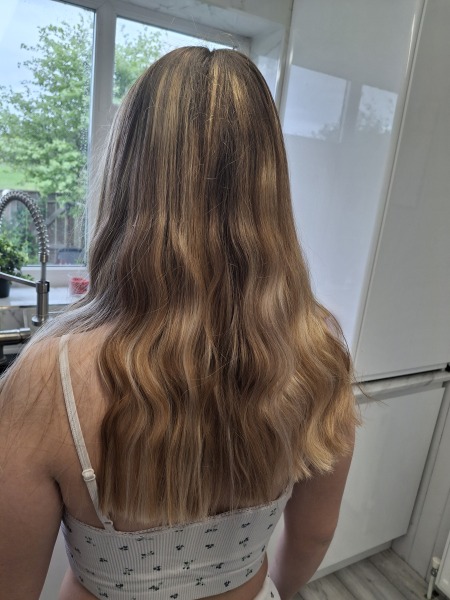 To be unhappy with this hair?