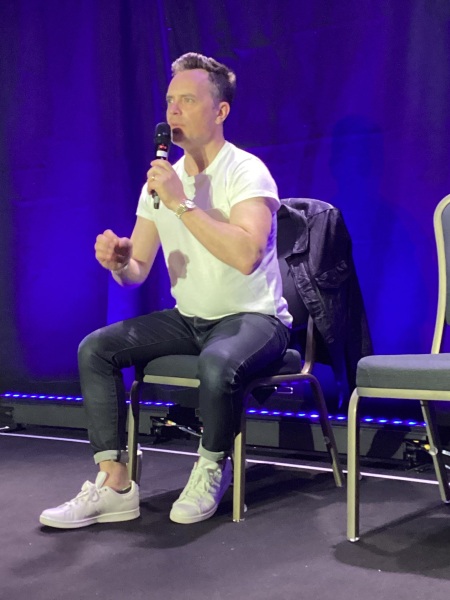 Our Flag Means Death - Thread 5:  Ahoy! Surrender! You have no chance of escape!