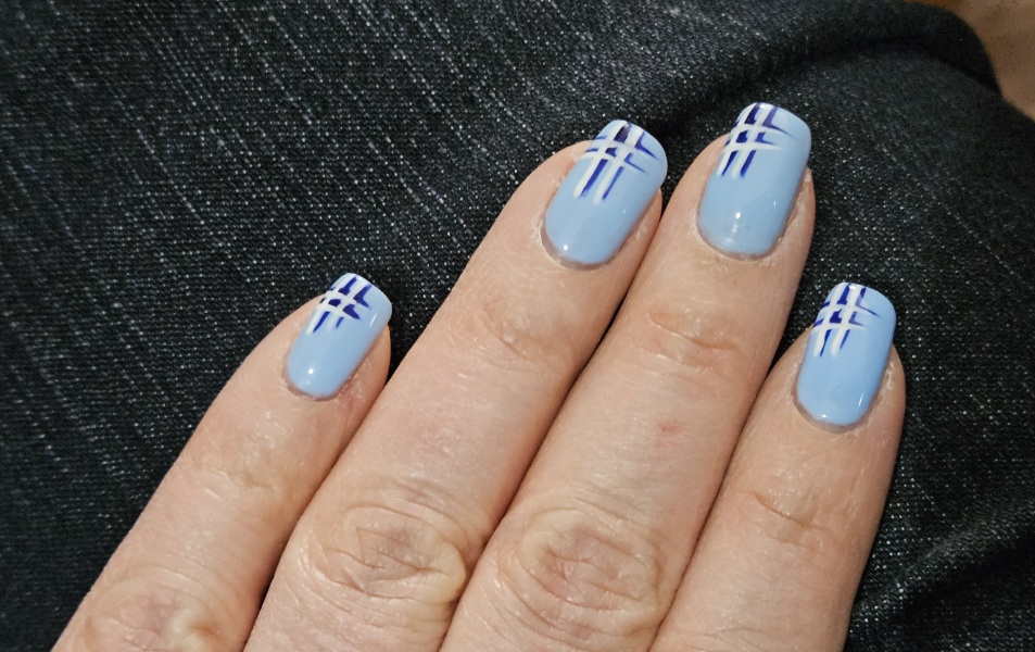 I want to see your nails!