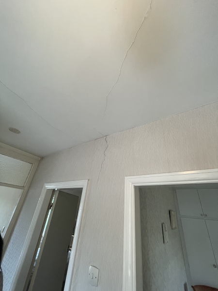 Cracking on ceiling