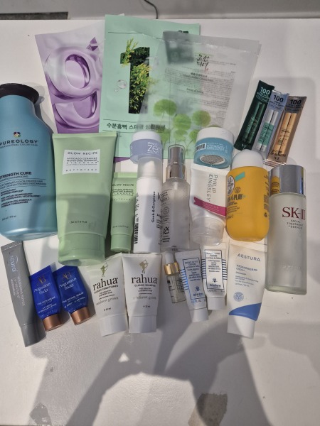 Tempted by beauty treats? Addicted to buying beauty products? Is your collection bursting with favourites? Join fellow beauty lovers in this supportive group!