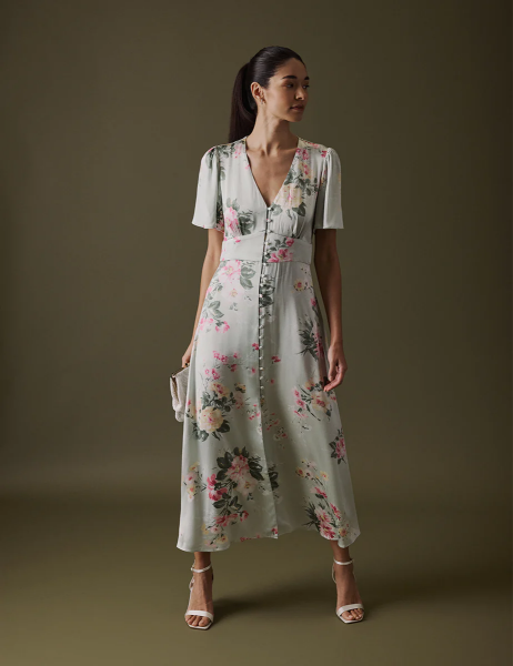 Another “please find me a dress” thread