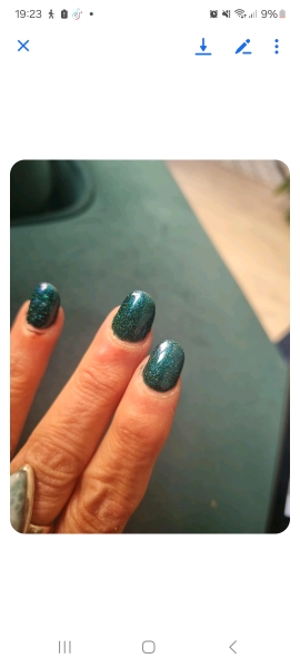 I want to see your nails!