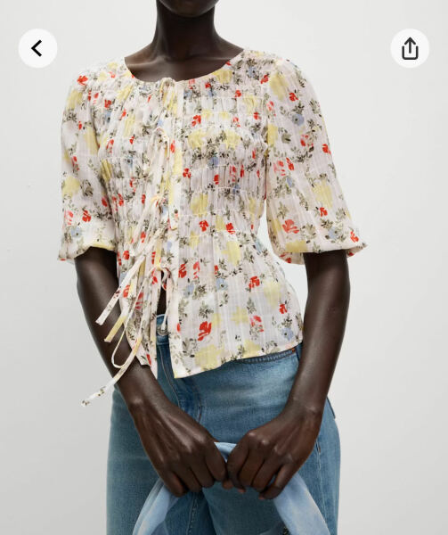 What top for this skirt?