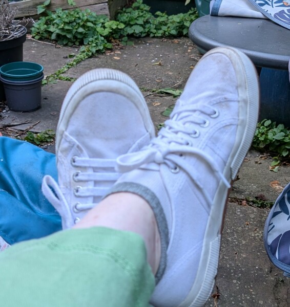 What should I get to replace my tatty white Supergas?
