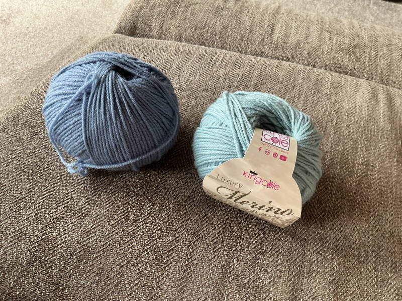 Woolly Hugs. Desperately sad news we are afraid. Making a Blanket for lovely Swashbuckled whose son has tragically died.