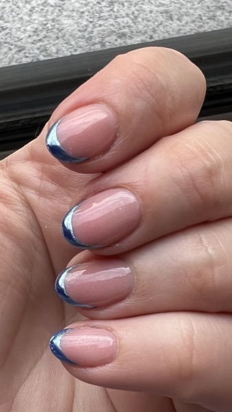 I want to see your nails!