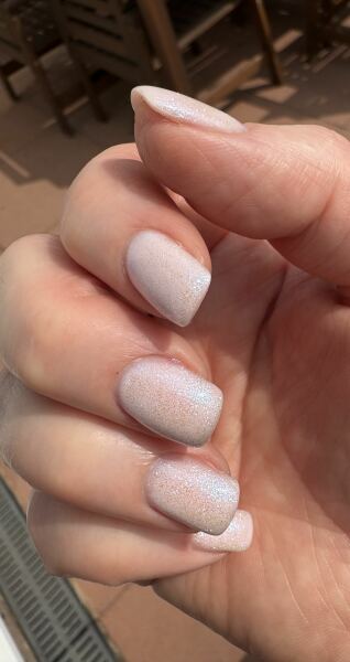 I want to see your nails!