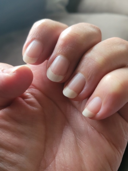 I want to see your nails!