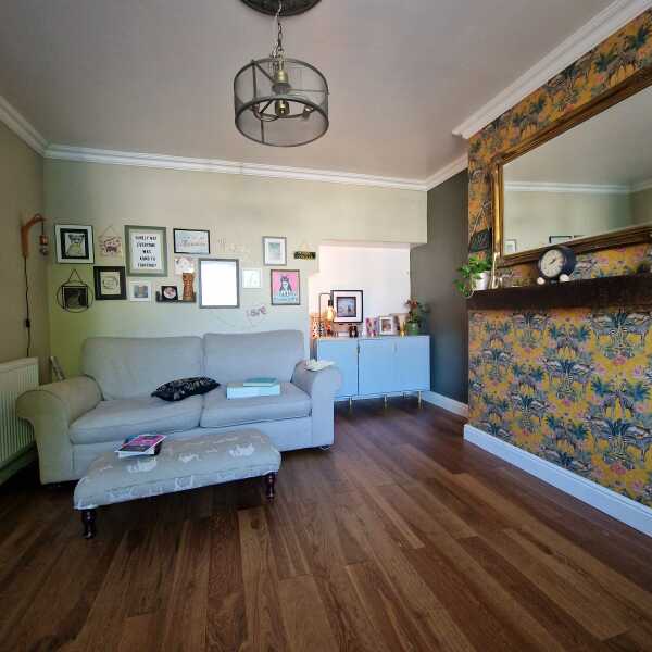 Would you open up the fireplace?