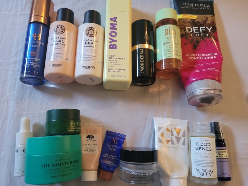 Tempted by beauty treats? Addicted to buying beauty products? Is your collection bursting with favourites? Join fellow beauty lovers in this supportive group!