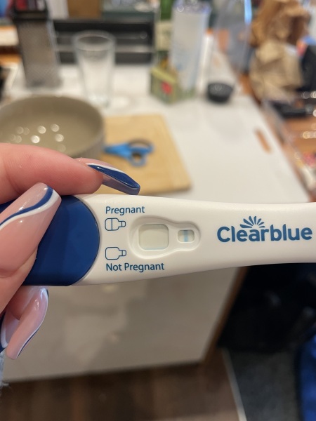 Potentially pregnant -line eyes help