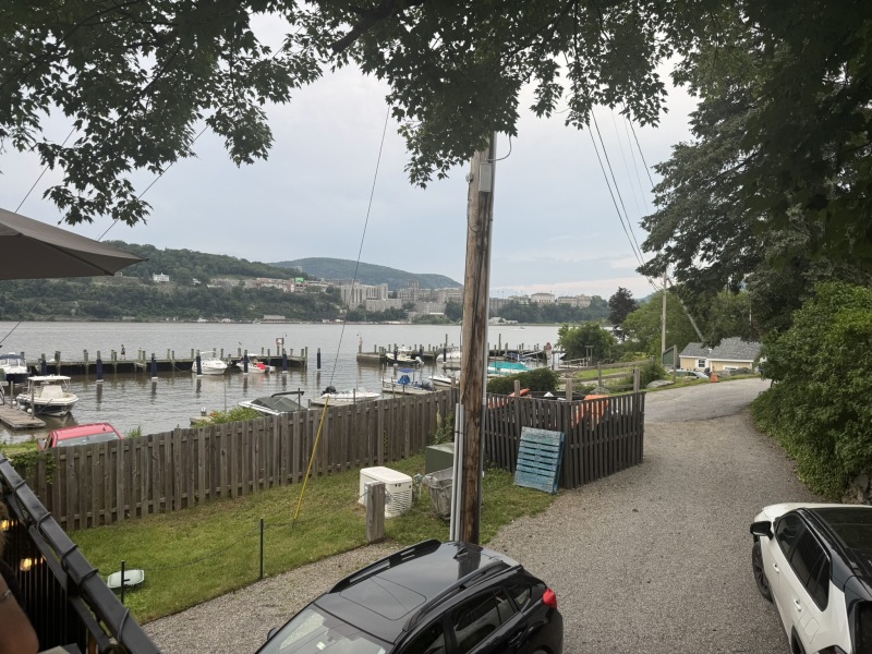 Come and tell us your dull and unexciting news 34: Calmly through the day