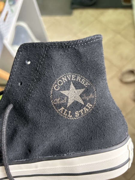 How to tell if these Converse are real or fake?