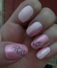 I want to see your nails!