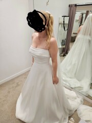 No wedding dress 6 weeks before the wedding...