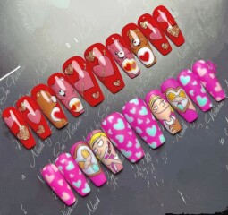 I want to see your nails!