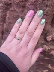 I want to see your nails!