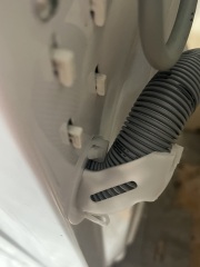 How can I remove drainage pipe