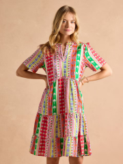 To want to find a summer dress