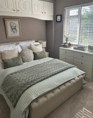 Help with decorating please
