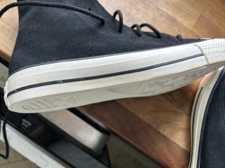 How to tell if these Converse are real or fake?
