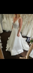 No wedding dress 6 weeks before the wedding...